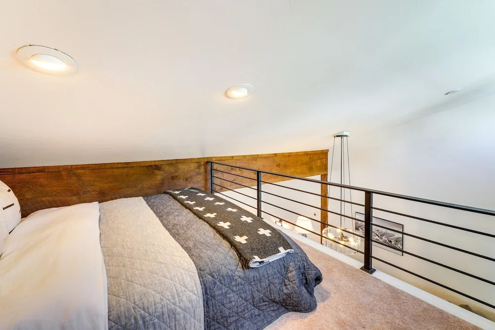 Walk to Main St & Lifts: Ketchum Townhouse!