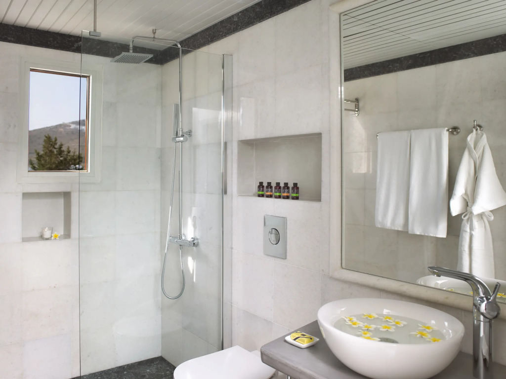 Yria Island Boutique Hotel & Spa