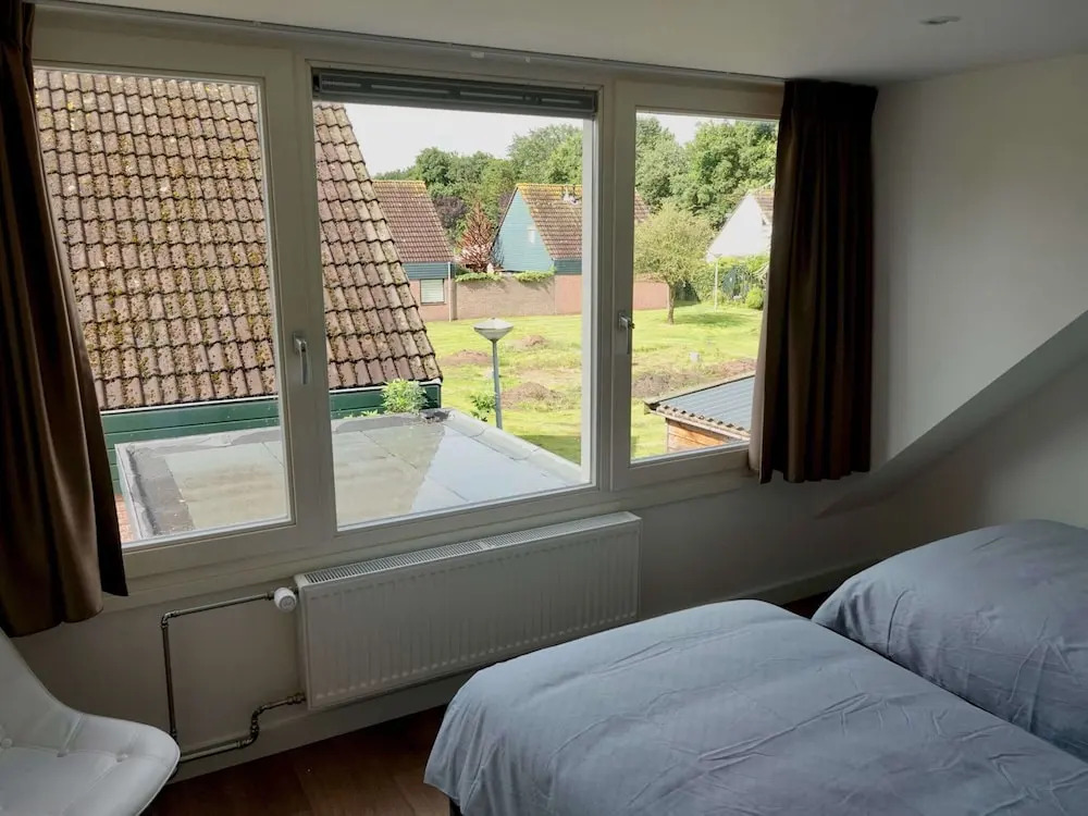 Comfortable holiday home in Noordwijkerhout near the sea