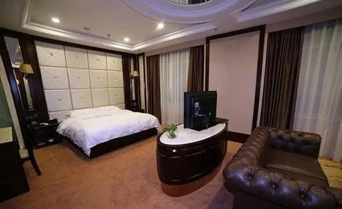 Run Zeng Hotel