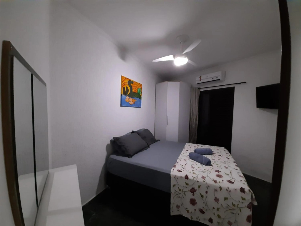 Apartamento Centro de Bertioga 100MTS da praia.