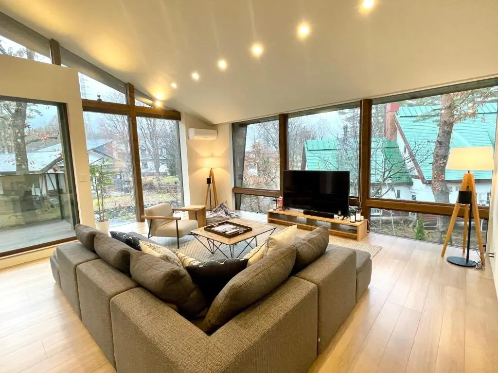Ahiru Chalet by Hakuba White Fox Company