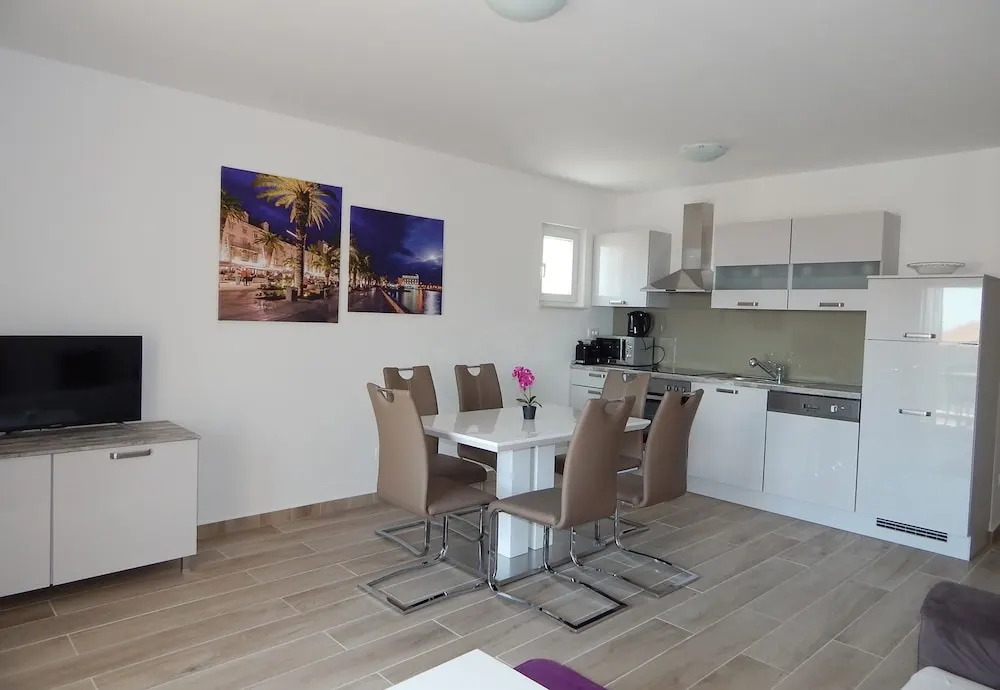 AB Villa Podstrana