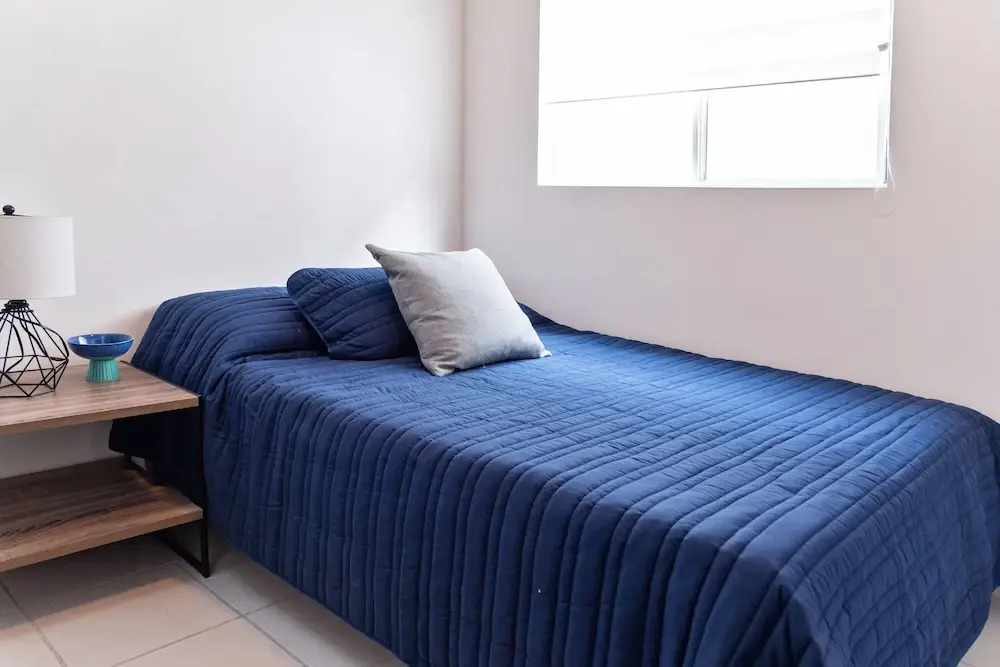 Departamento Centro, 2hab, 1 sofácama, 2 baños by Mty. Living T402
