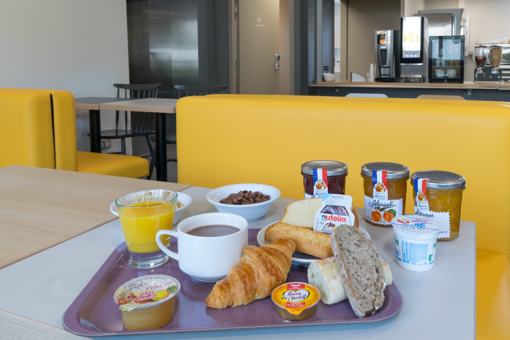 B&B HOTEL Marseille La Valentine St Menet