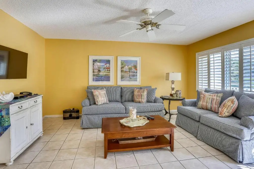 Gulfside Villas 6