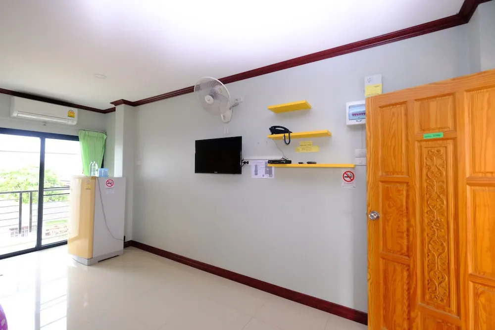Kanjana Hotel