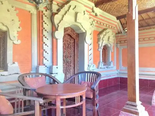 Gandra Guest House