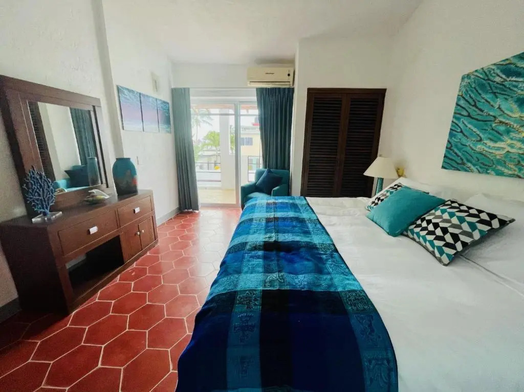 Casa Piramide: Fully Furnished 2-Bedroom House w/ Private Swimming Pool and Waterfall, 5 Minute Walk from the Beach