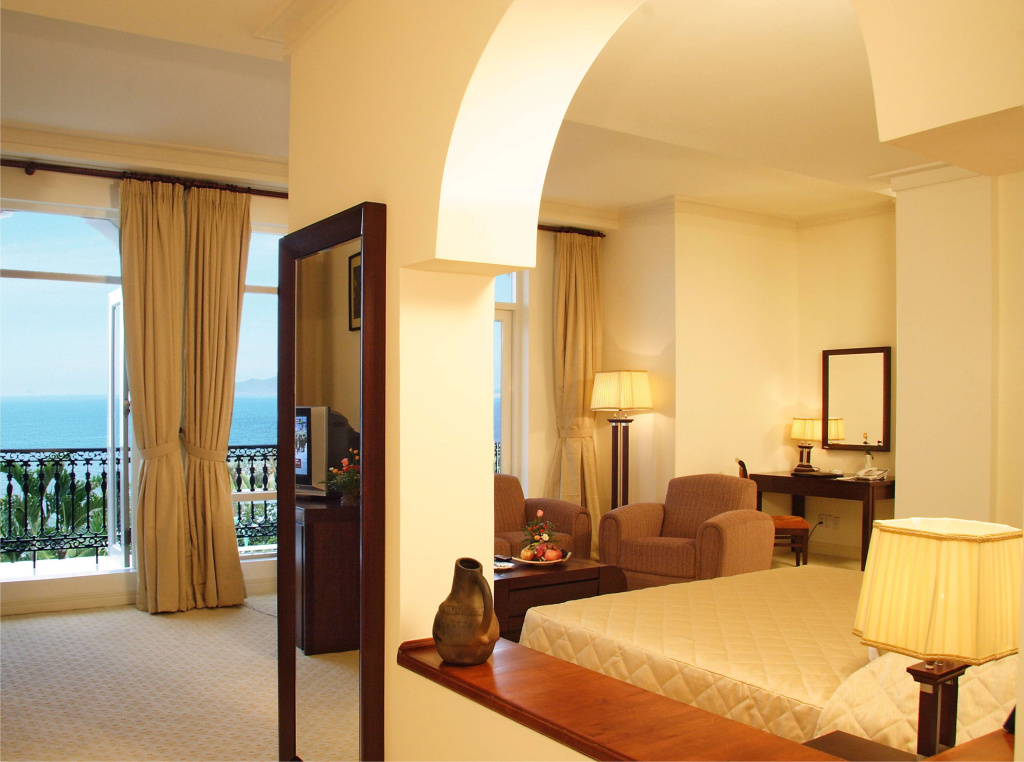 Sunrise Nha Trang Beach Hotel & Spa