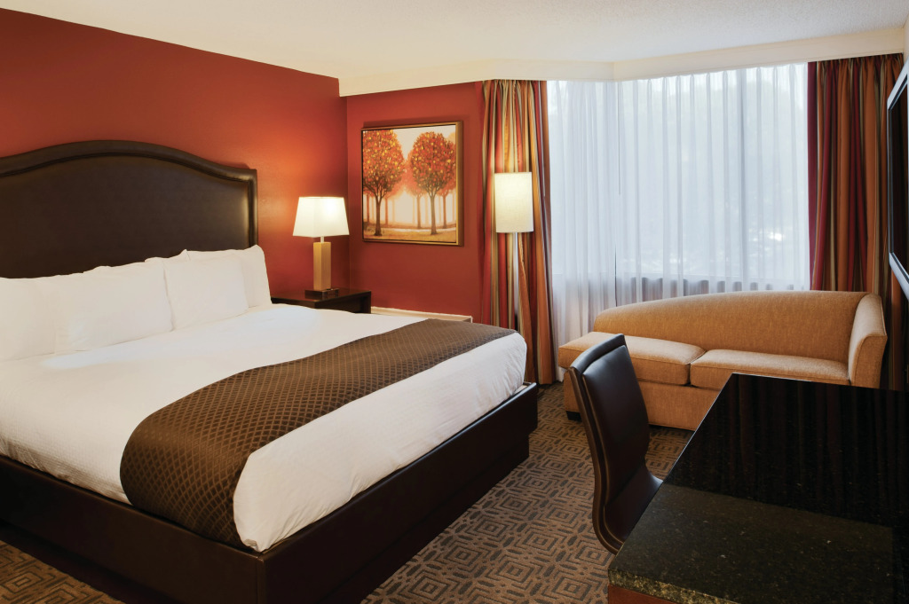 DoubleTree by Hilton Hotel St. Louis - Chesterfield