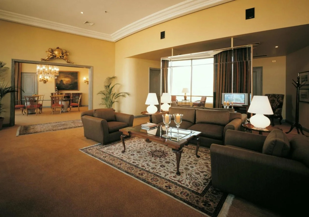 Mandarin Oriental, Santiago