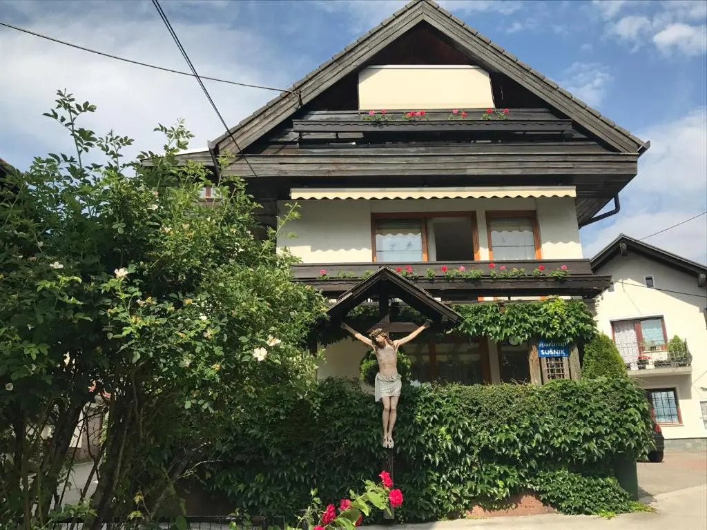 Apartmaji Sušnik