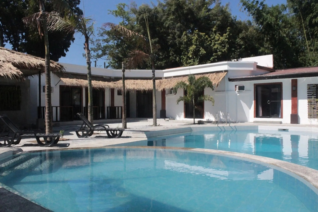 Poleng Villa Hotel