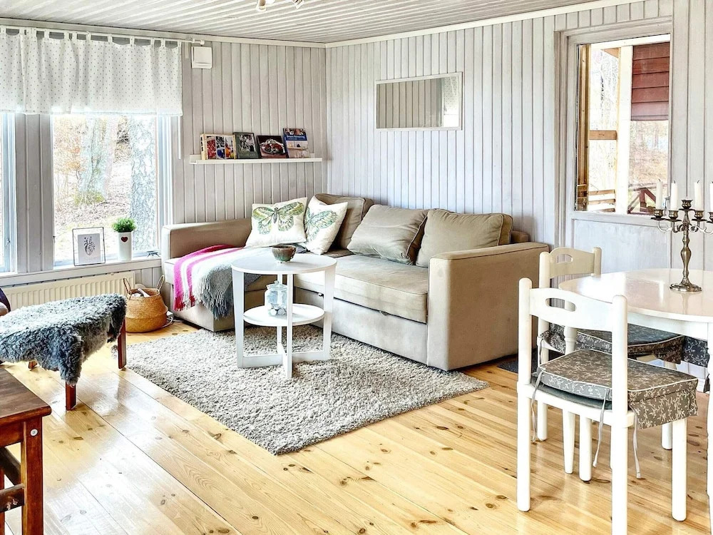 8 person holiday home in FAGERHULT-By Traum