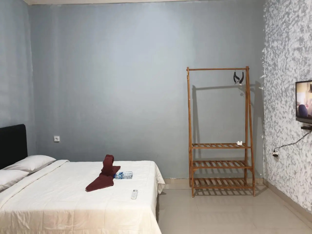 RedDoorz near Garuda Wisnu Kencana 2