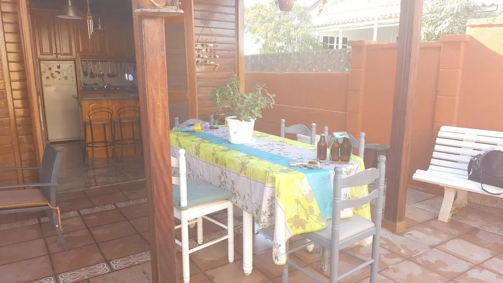 Studio in San Bartolomé de Tirajana, With Wonderful sea View, Pool Acc