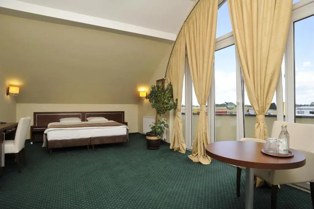 Hotel Lotos