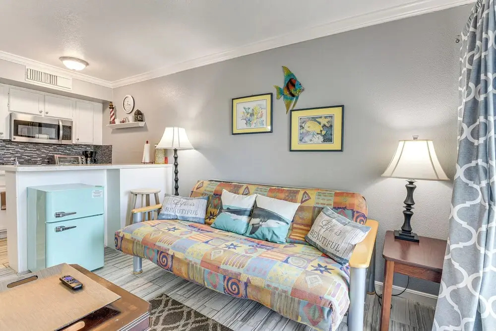 Walk to Pier & Beach: Coastal Condo in Galveston!