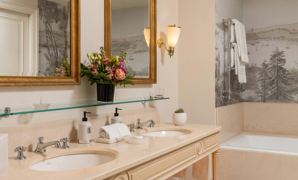 Four Seasons Hotel des Bergues Geneva