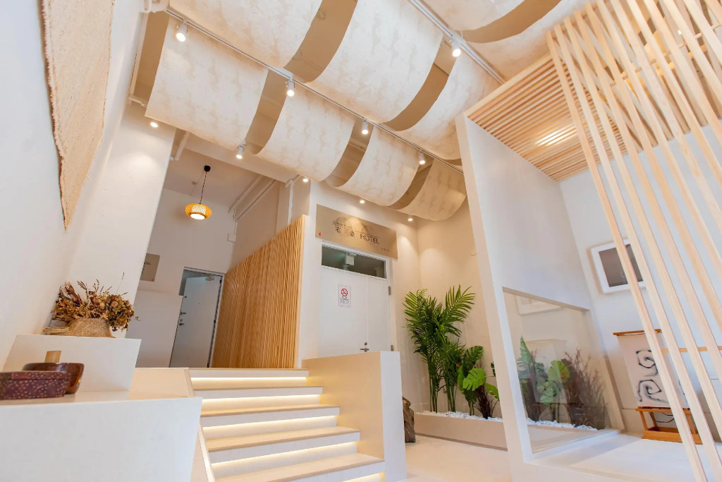 STone Hotel