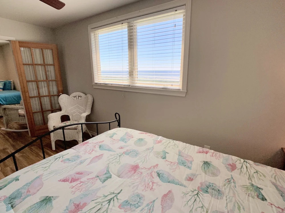 Fay House 3 Bedrooms 2 Bathrooms Home