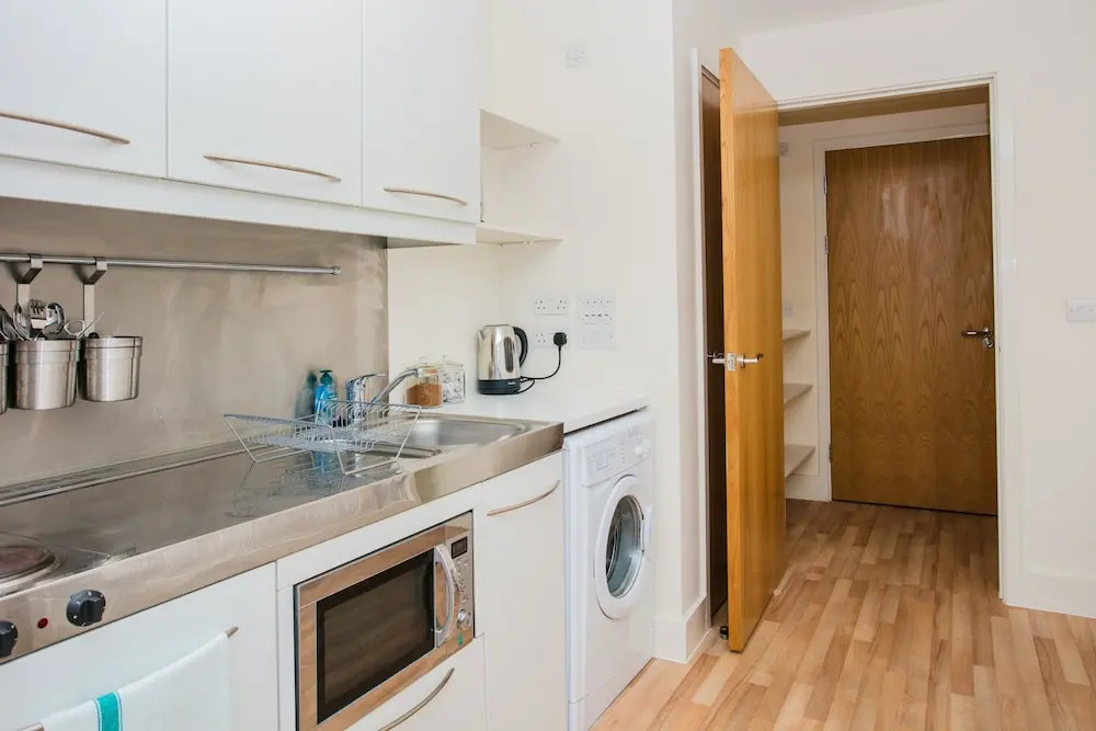 Studio Flat in Southwark