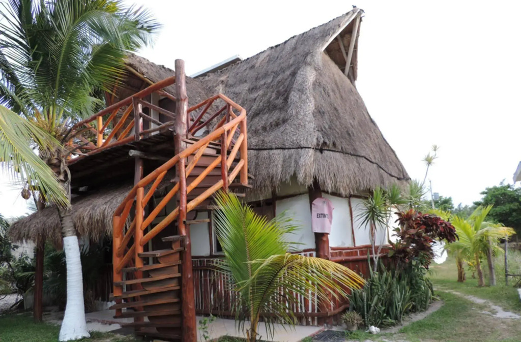 Golden Paradise Hostel