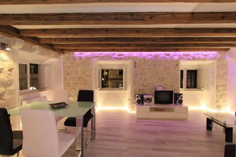 Apartment 4 You