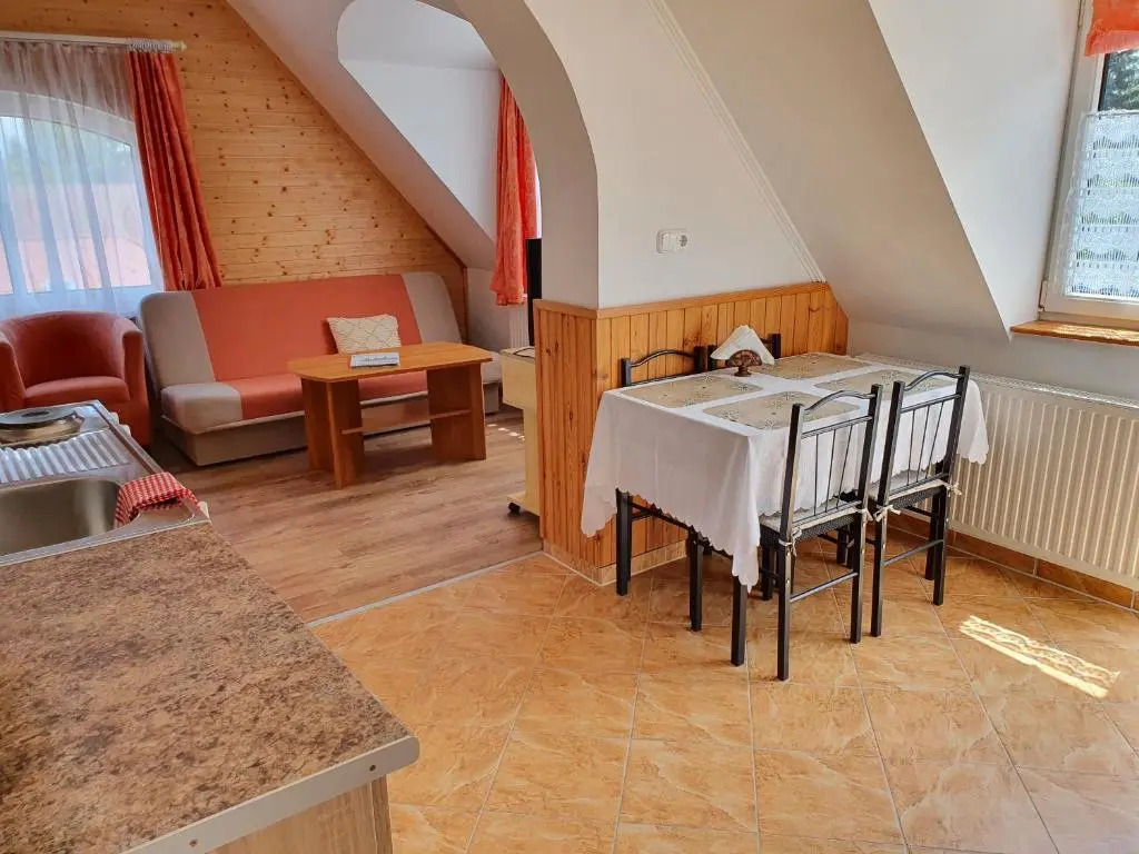 Laguna Apartmanház