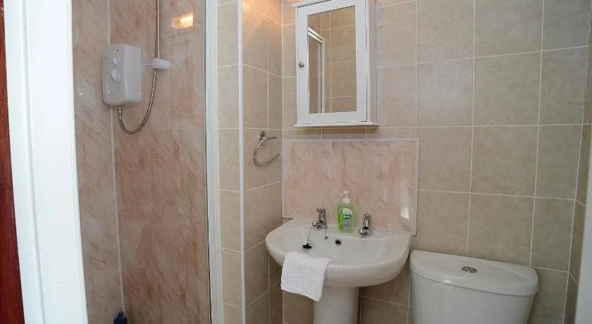 Lynmoore Guest House
