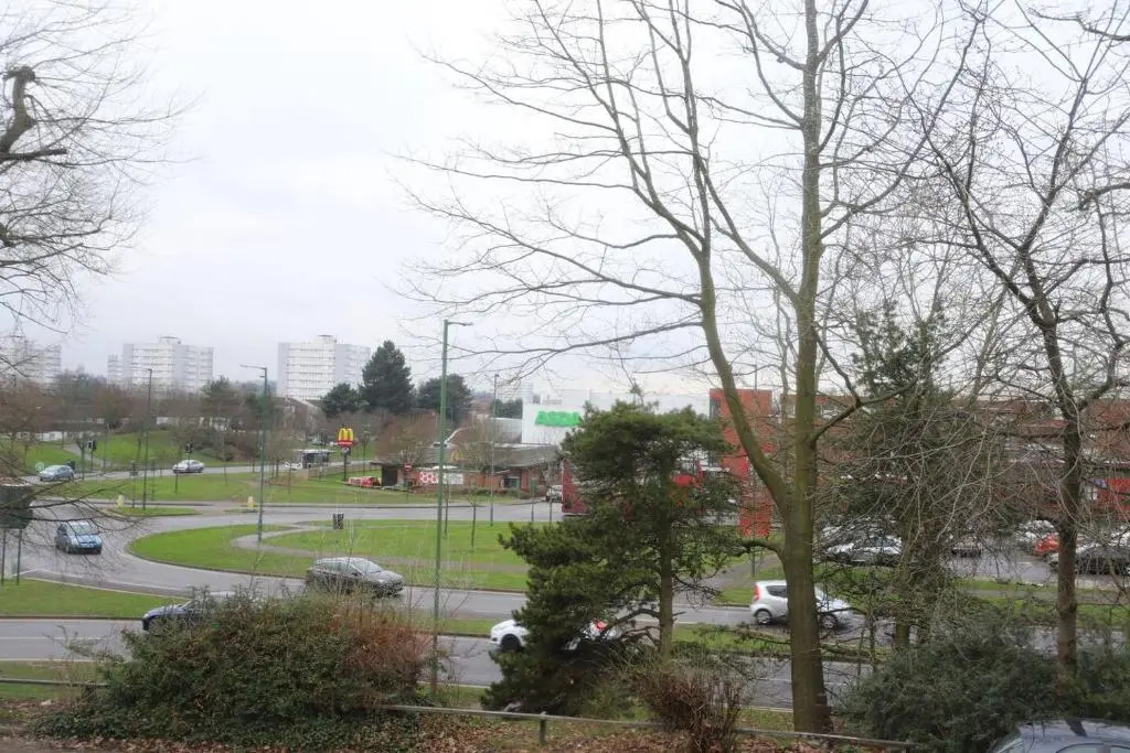 Family and Contractors HS2 NEC Airport 3beds Homebase