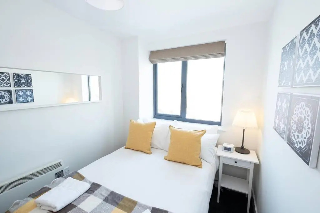 Air Host and Stay - Liverpool The Atrium sleeps 6 great value