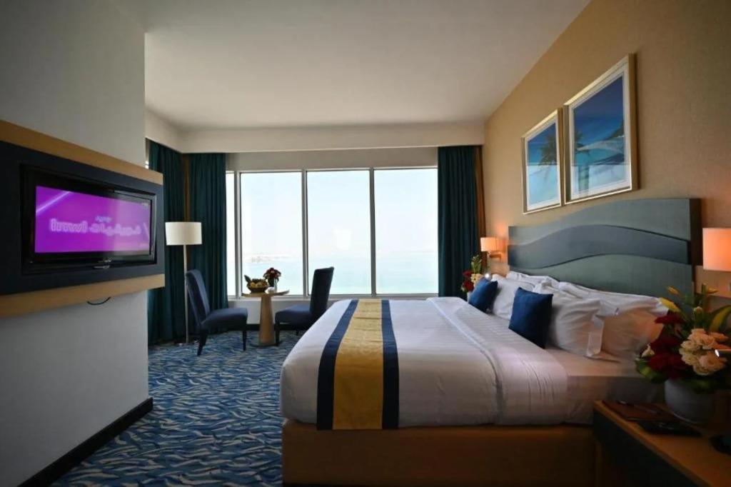 Harbour Suites Hotel