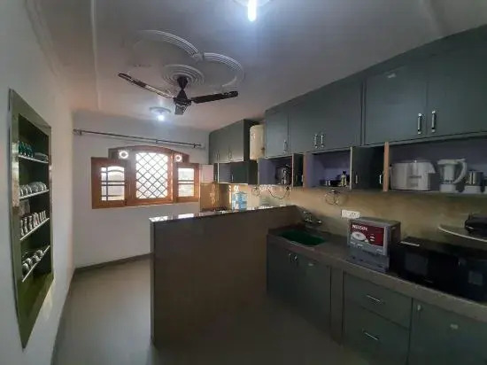 Bashaw Residency Top Rated In Srinagar Only 6 Kms from Srinagar International Airport And Only 5 Kms From Srinagar Railway Station