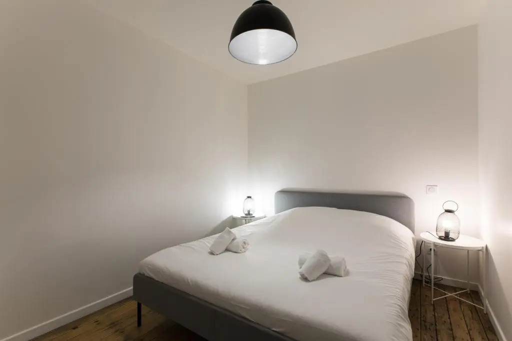Appartement spacieux et lumineux avec climatisation Halle 1ER