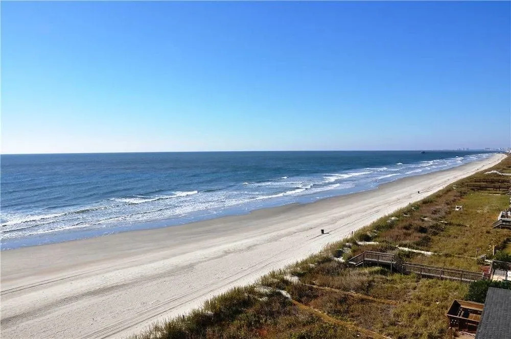 Paradise Pointe 5B - 3 Br condo by RedAwning