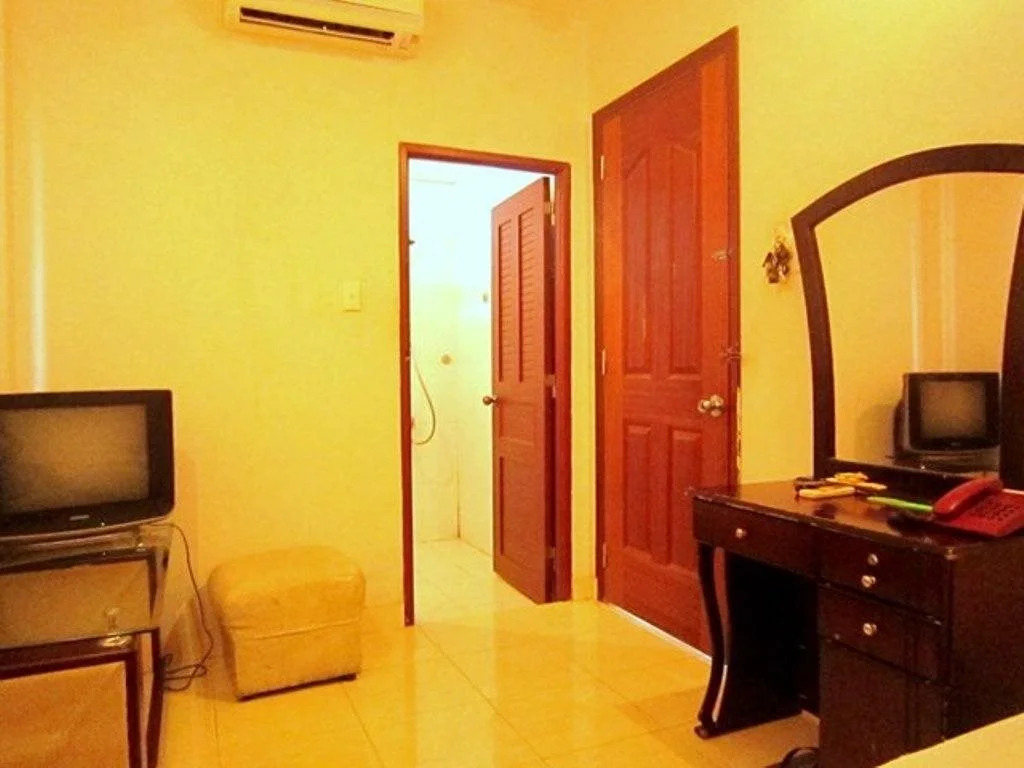 Thanh Long PMH Hotel