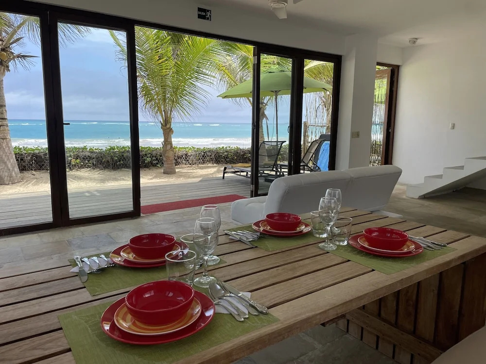 Mi Playa Galapagos Beachfront Apartments