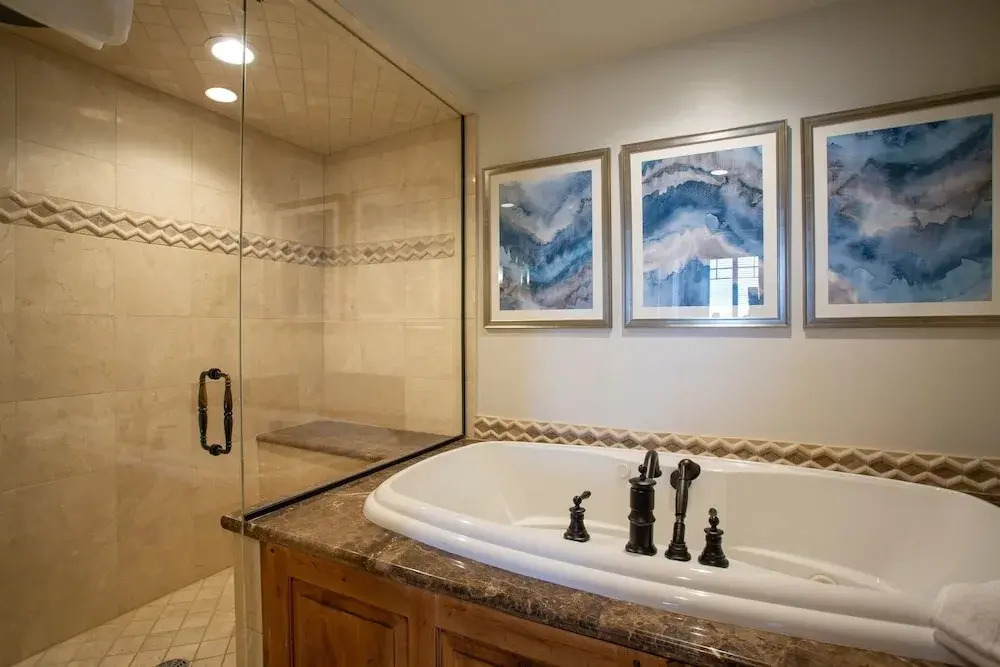 Grand Lodge - 3 Bedroom Condo Deluxe #408 - Ski-in/out by Deer Valley Resort