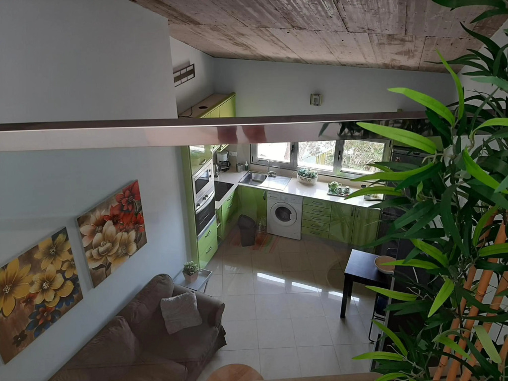 Loft de diseño muy luminoso, ideal parejas y teletrabajo