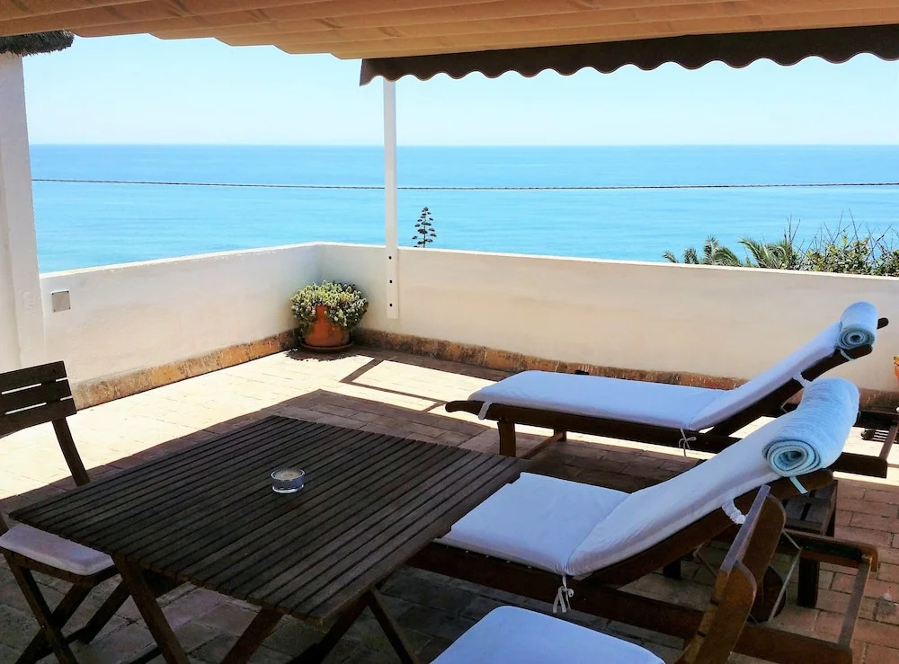 Mandala Bungalows