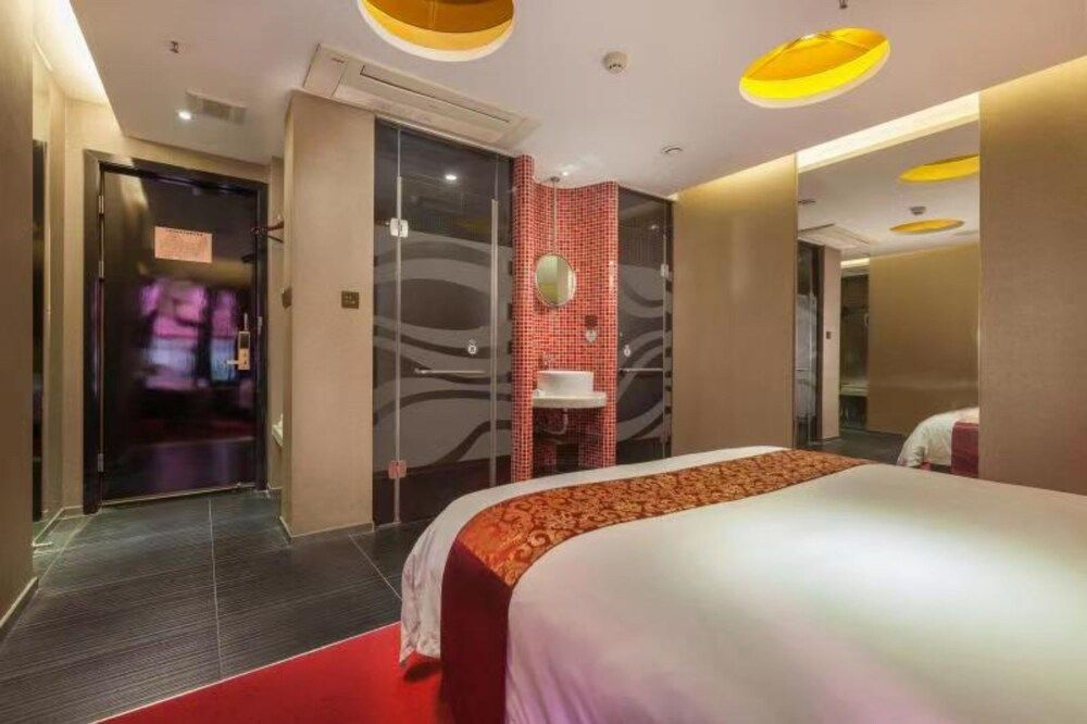 Your Hotel
