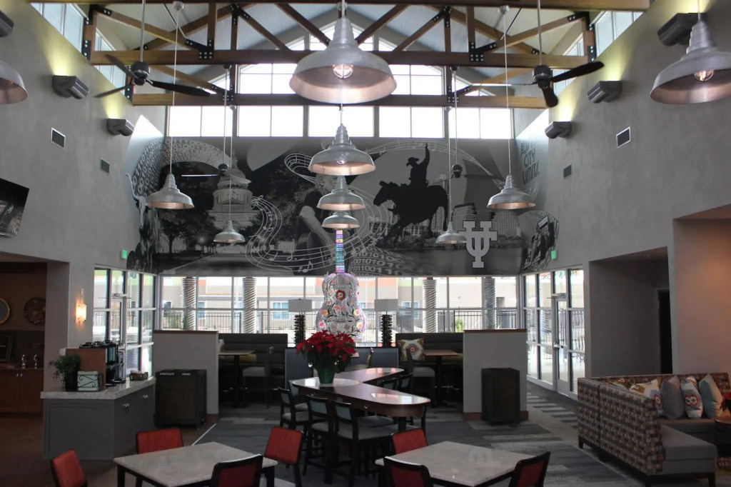 Homewood Suites By Hilton Techridge Parmer At I 35