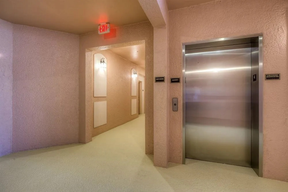 Majestic Palms Condo