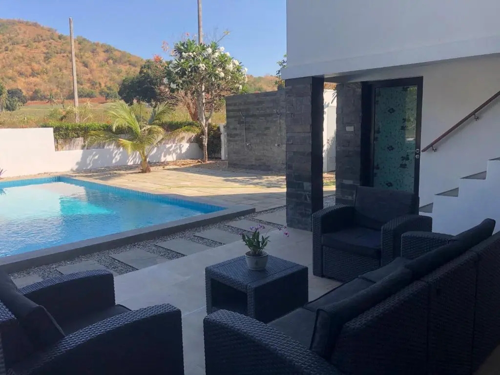 Relax Pool Villa