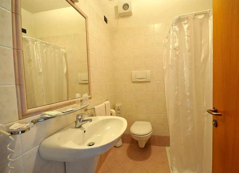 Hotel Antica Croce - Gardaslowemotion