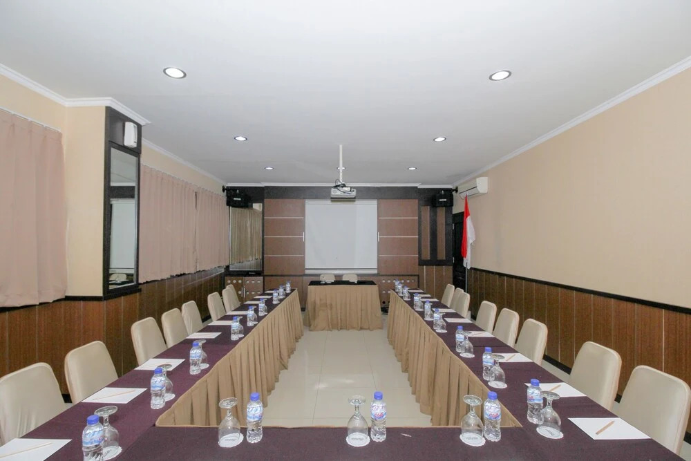 Airy Premier Tunjungan Walikota Mustajab 29 Surabaya