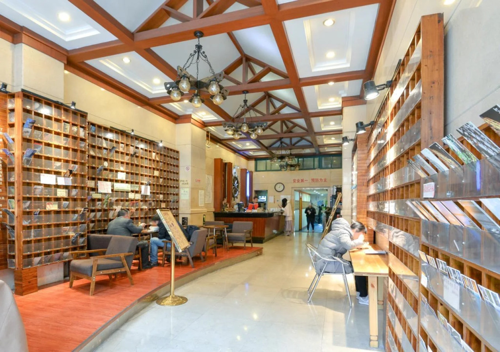 Captain Hostel