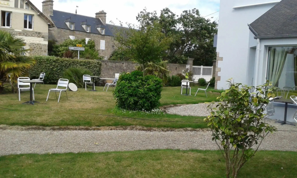 Logis Hôtel Au Moyne de Saire
